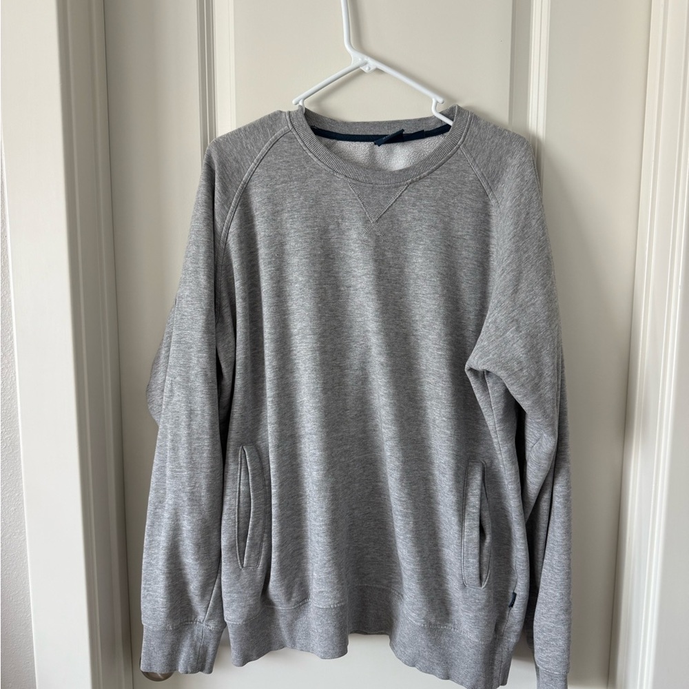 YETI Brushed Fleece Crew Neck Pullover Sweatshirt